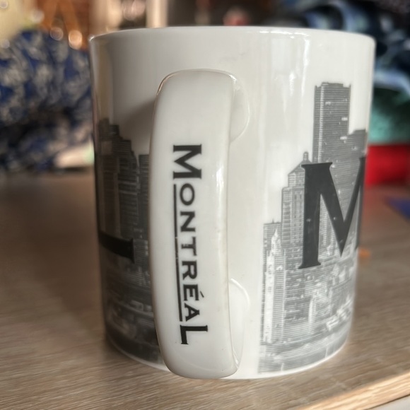 Starbucks Barista Skyline Series 2005 Montreal Coffee Mug - Picture 7 of 8